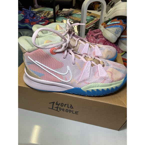 Nike Other - Nike Kyrie 7 GS Youth Regal Pink Sneakers Size 4y